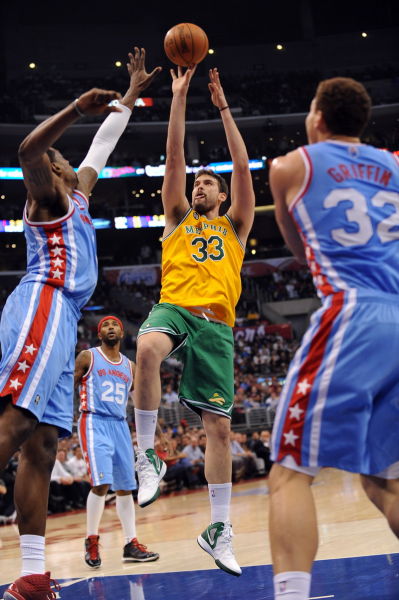 出了一份 出了一份