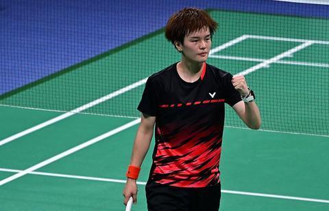 露头角的机 露头角的机