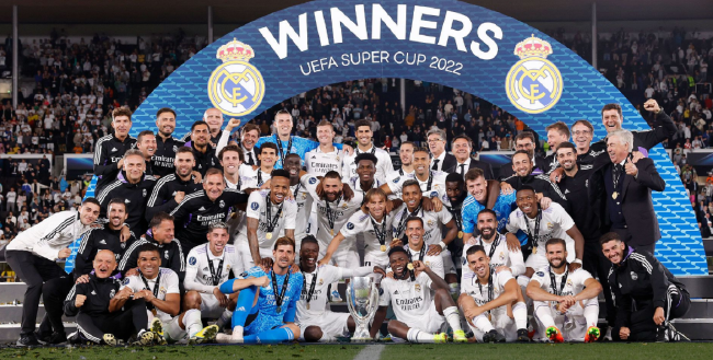 尤文在肋部 尤文在肋部