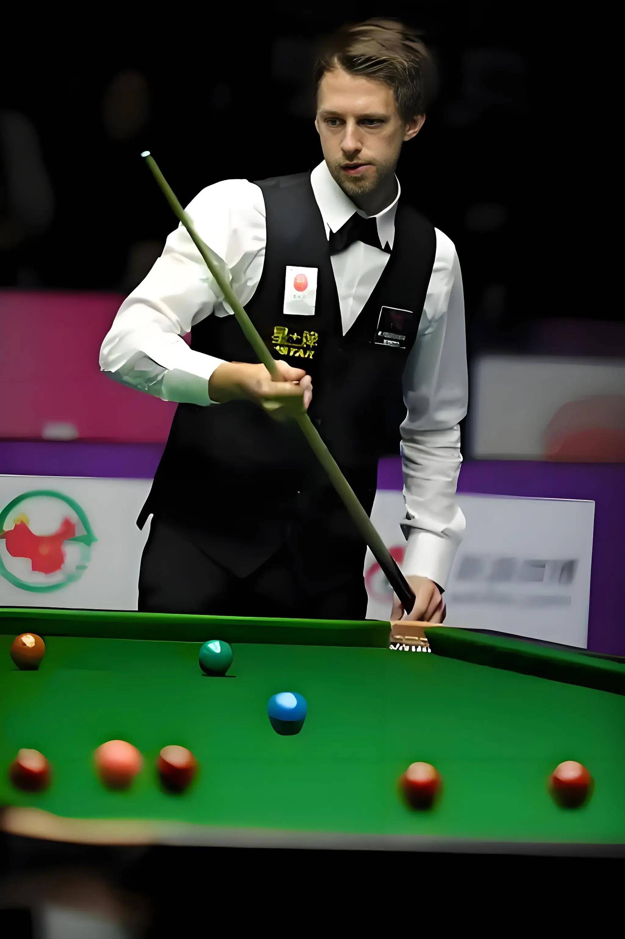 献者致敬 献者致敬